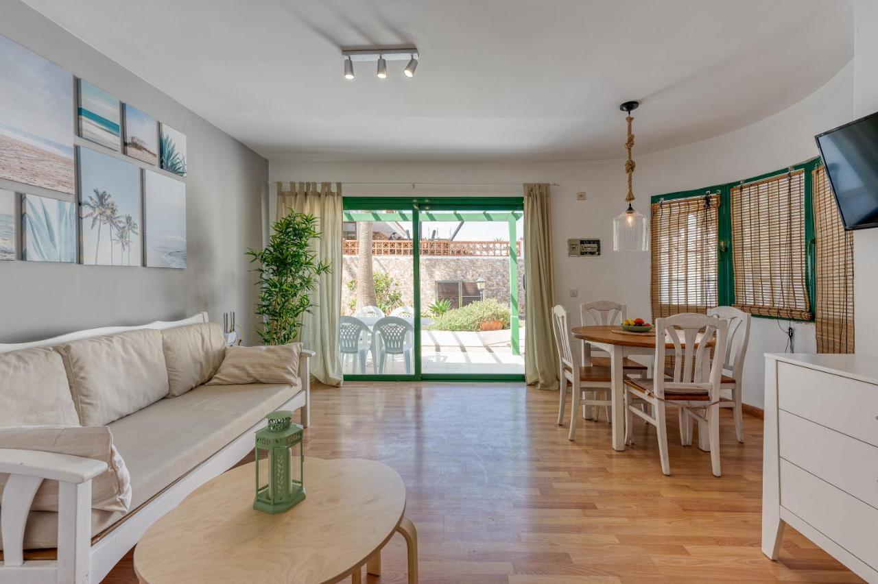 Homeforguest Apartment With Pool And Terrace 1 Min From The Beach 科拉雷侯 外观 照片
